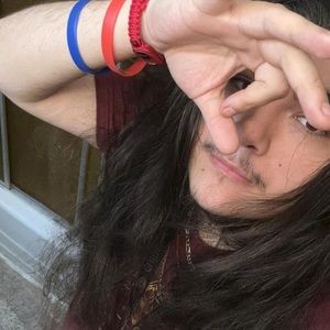 Meet your Posher, Leo